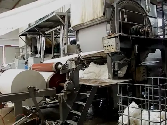 Cartiera Produzione di impianti Paglia di riso Legno Bambù Carta straccia Riciclare polpa Rotolo di carta genitore Tovagliolo per il viso Tessuto da cucina Macchina per la produzione di carta igienica